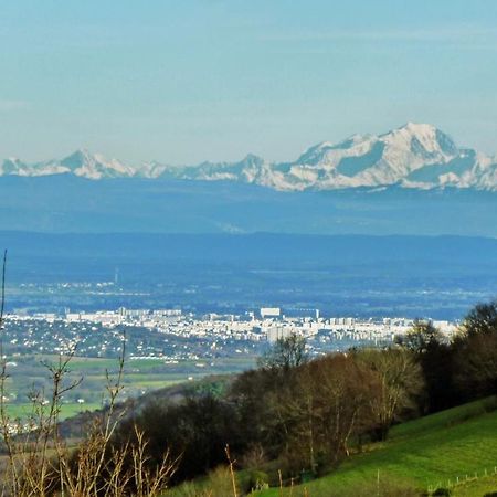 Gites Des Esselards Yzeron Kültér fotó