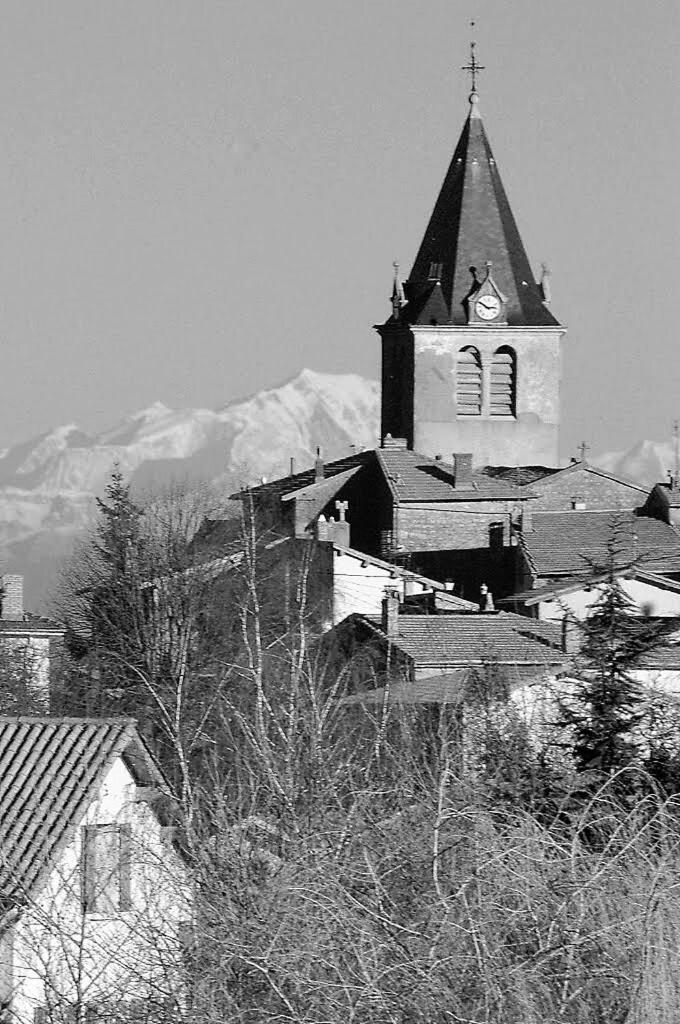 Gites Des Esselards Yzeron Kültér fotó